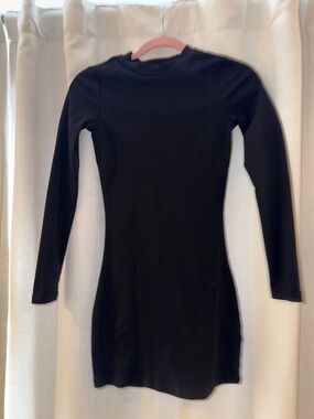superdown Black Long-Sleeve Bodycon Dress